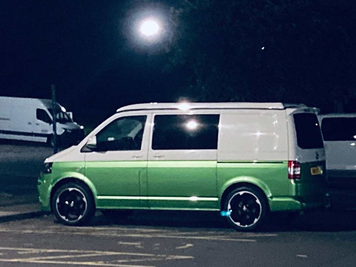 2011 Volkswagen Transporter Image 4