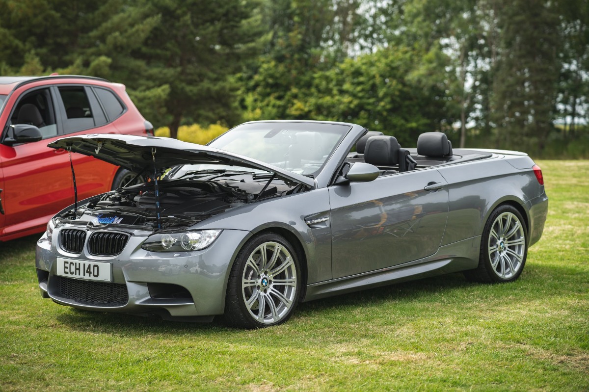 2014 BMW M3 Image 2