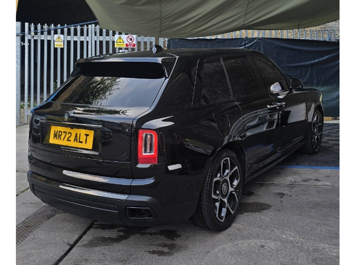 2022 Rolls-Royce Cullinan Image 6