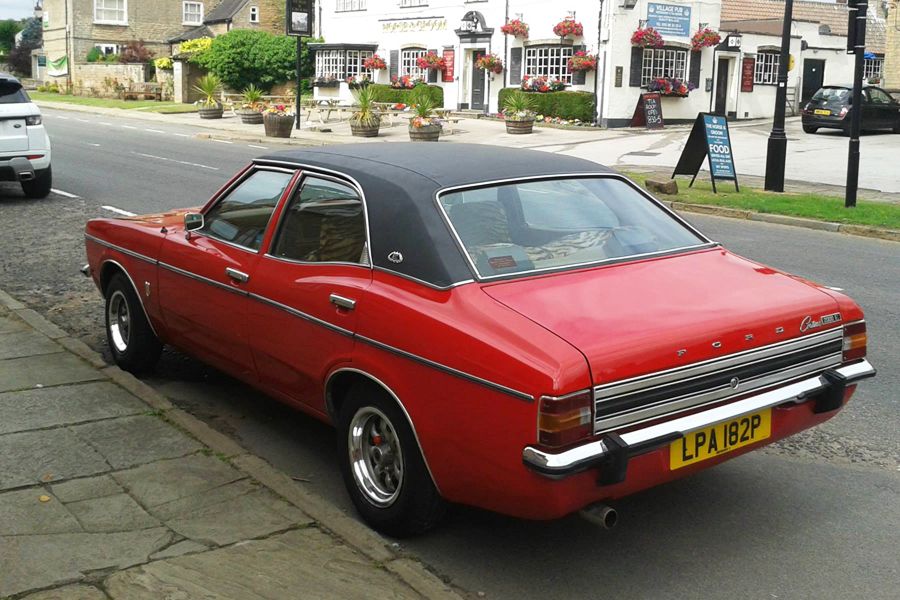 1975 Ford Cortina Image 2