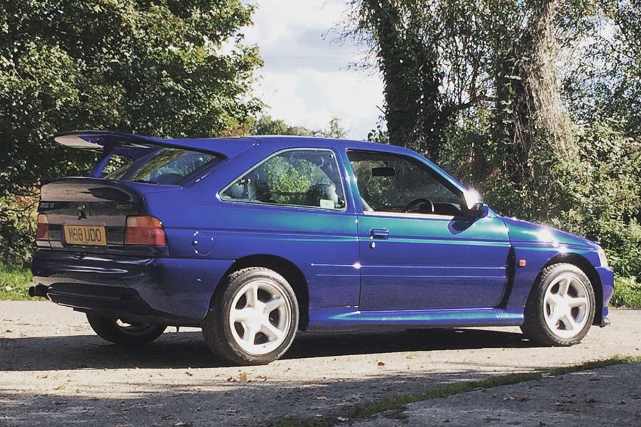 1995 Ford Escort Image 1