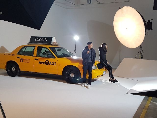 2005 Ford Crown Victoria Image 2