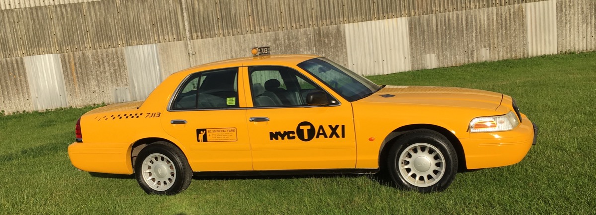 2001 Ford Crown Victoria Image 6