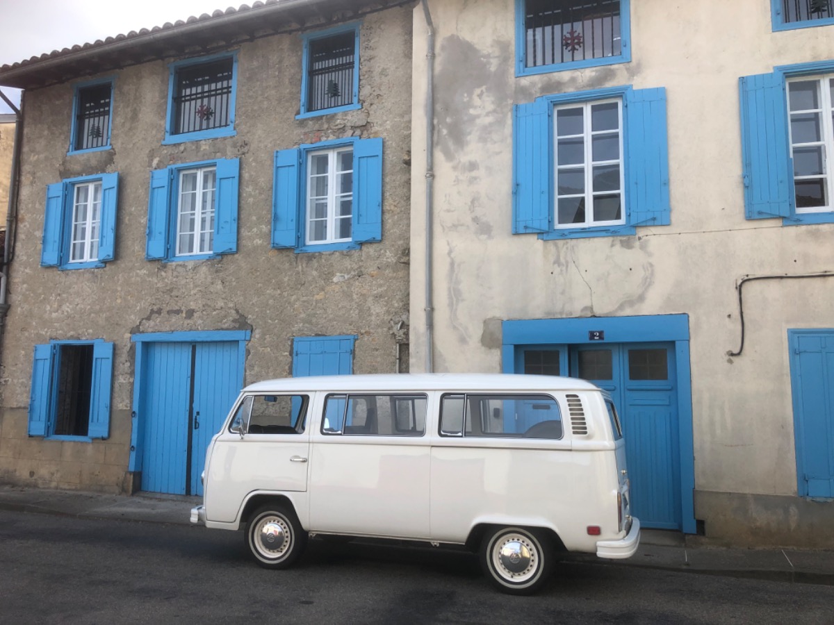 1972 Volkswagen Microbus Image 10