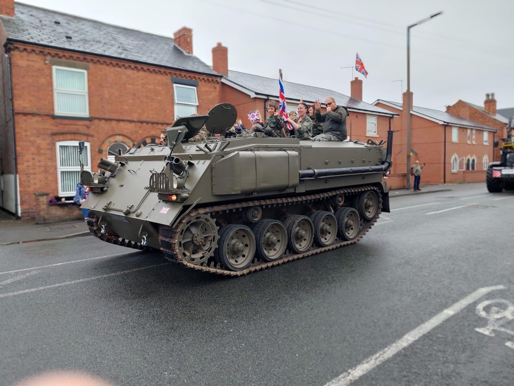 1965 Army Tank All Models Image 8