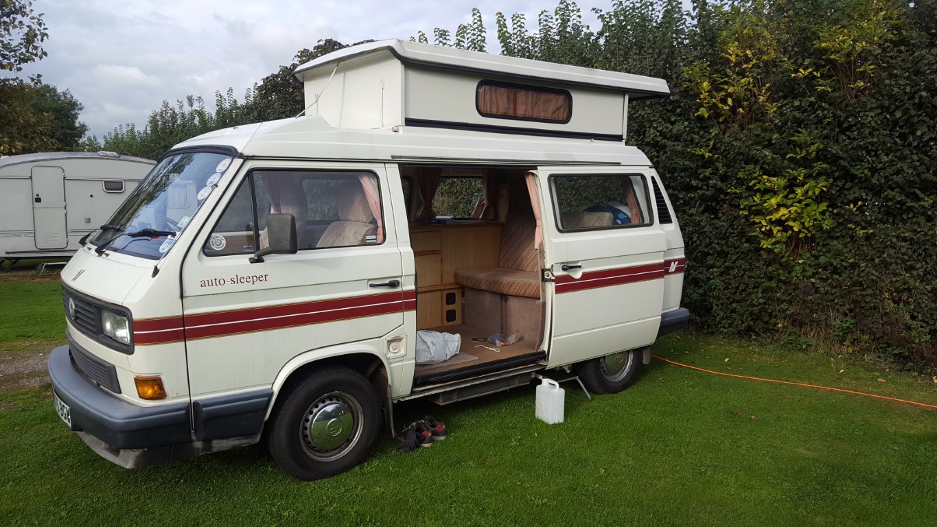 1991 Volkswagen T2 Camper Van / Bus Image 1