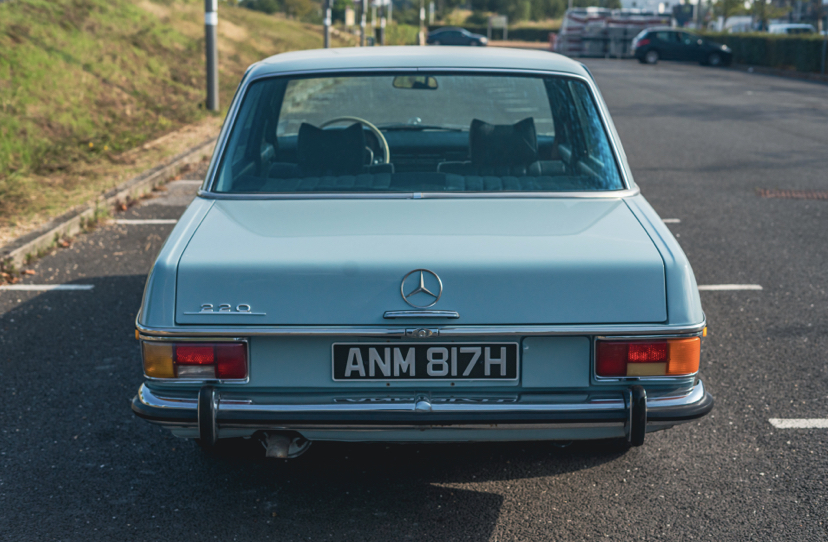 1970 Mercedes-Benz 230 Image 5