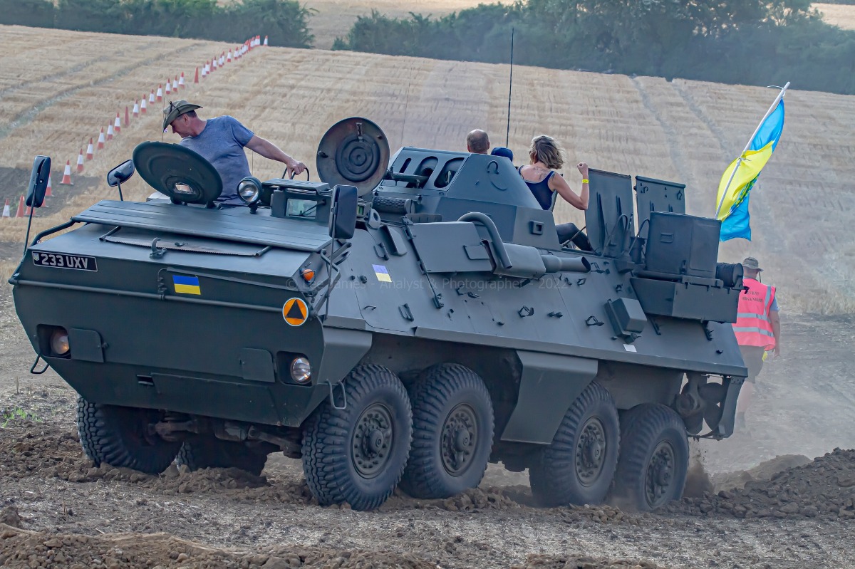 1966 Army Tank All Models Image 3