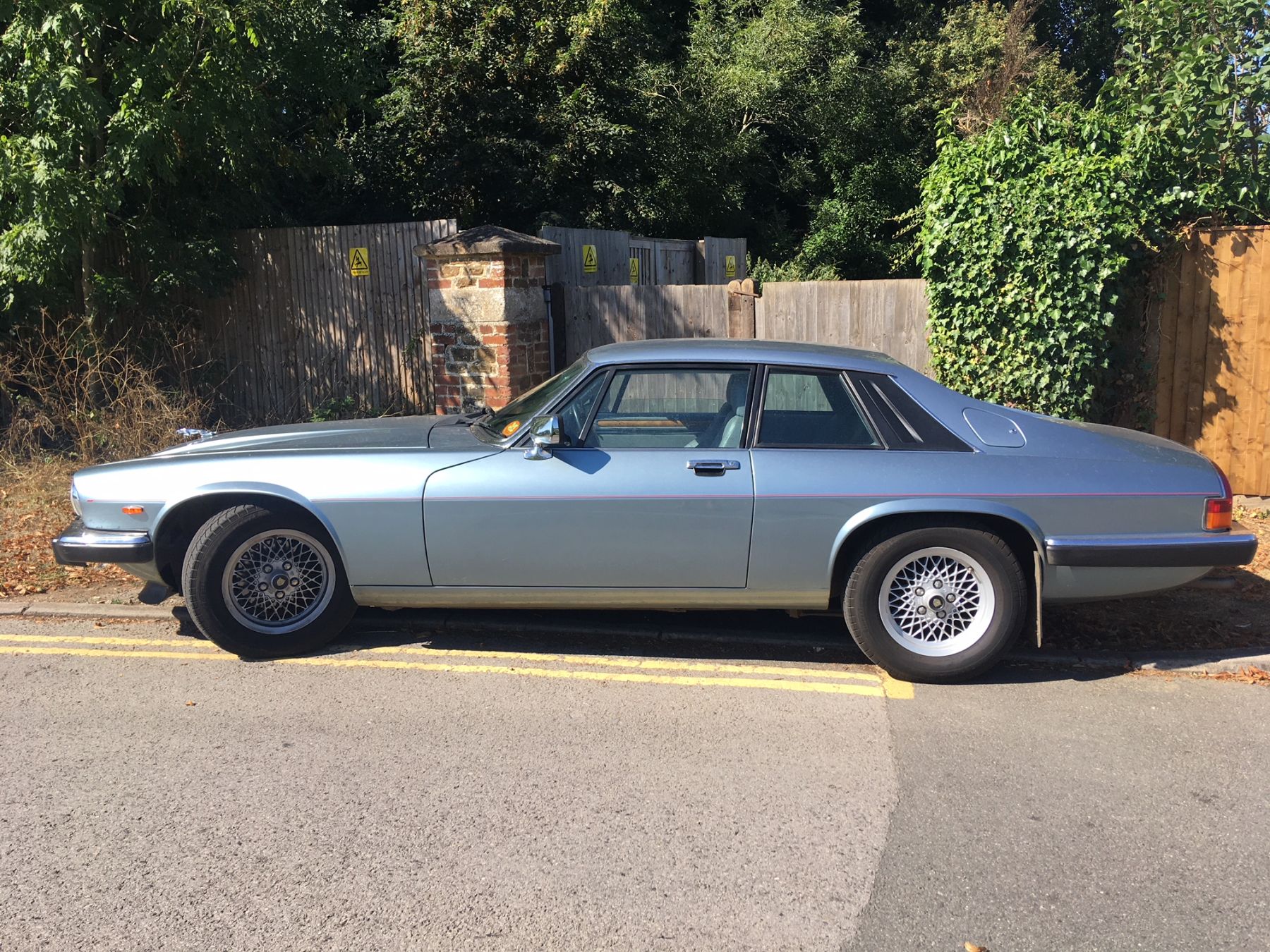 1990 Jaguar XJS Image 4