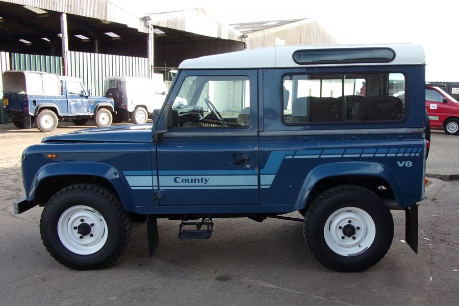 1985 Land Rover Defender Image 3