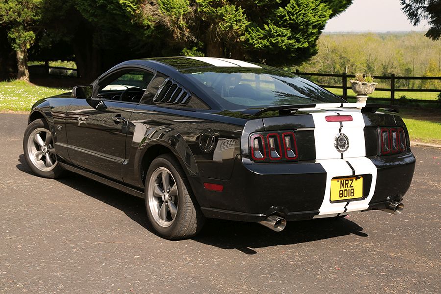 2006 Ford Mustang Image 16