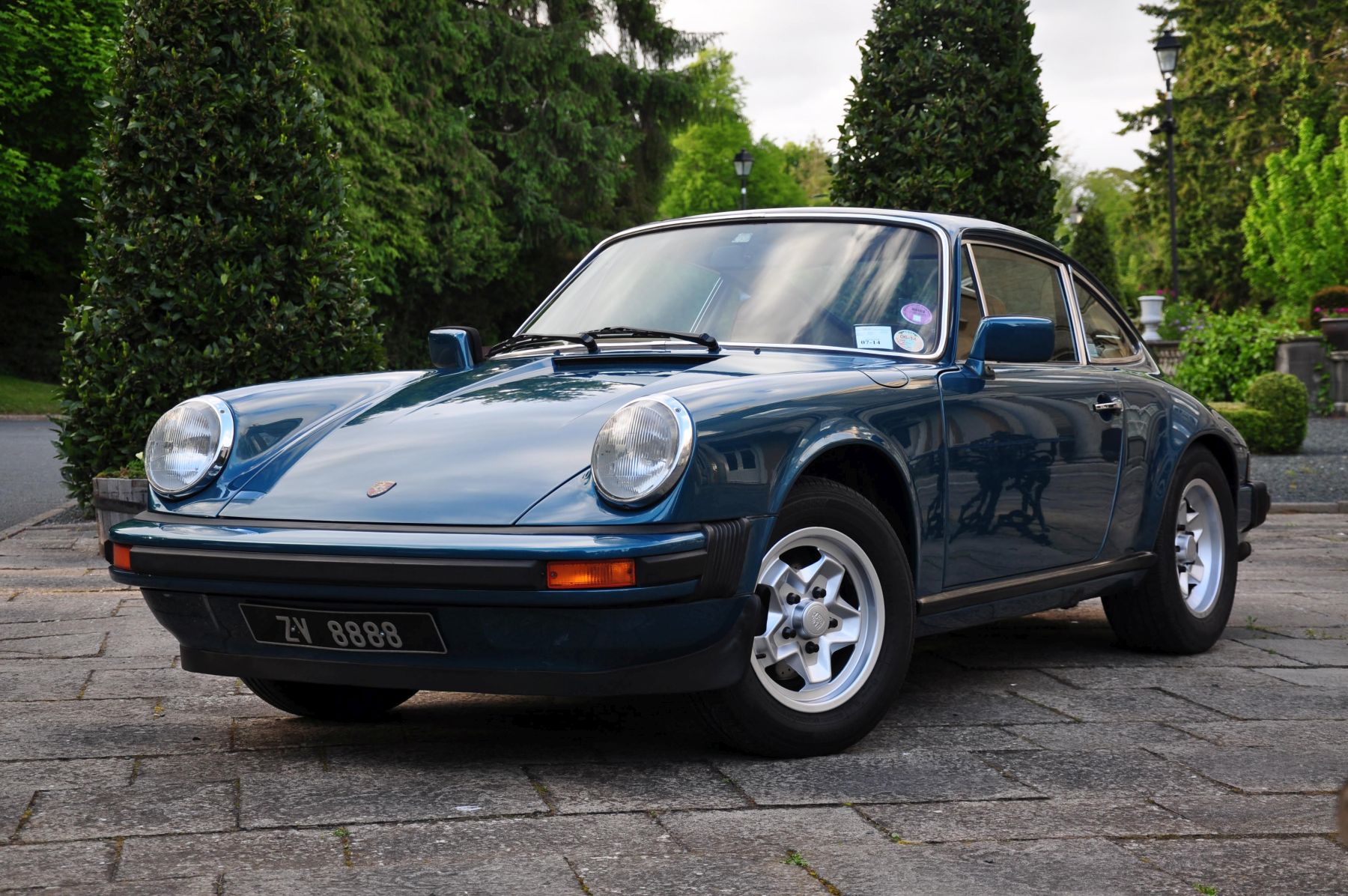 1977 Porsche 911 Image 2