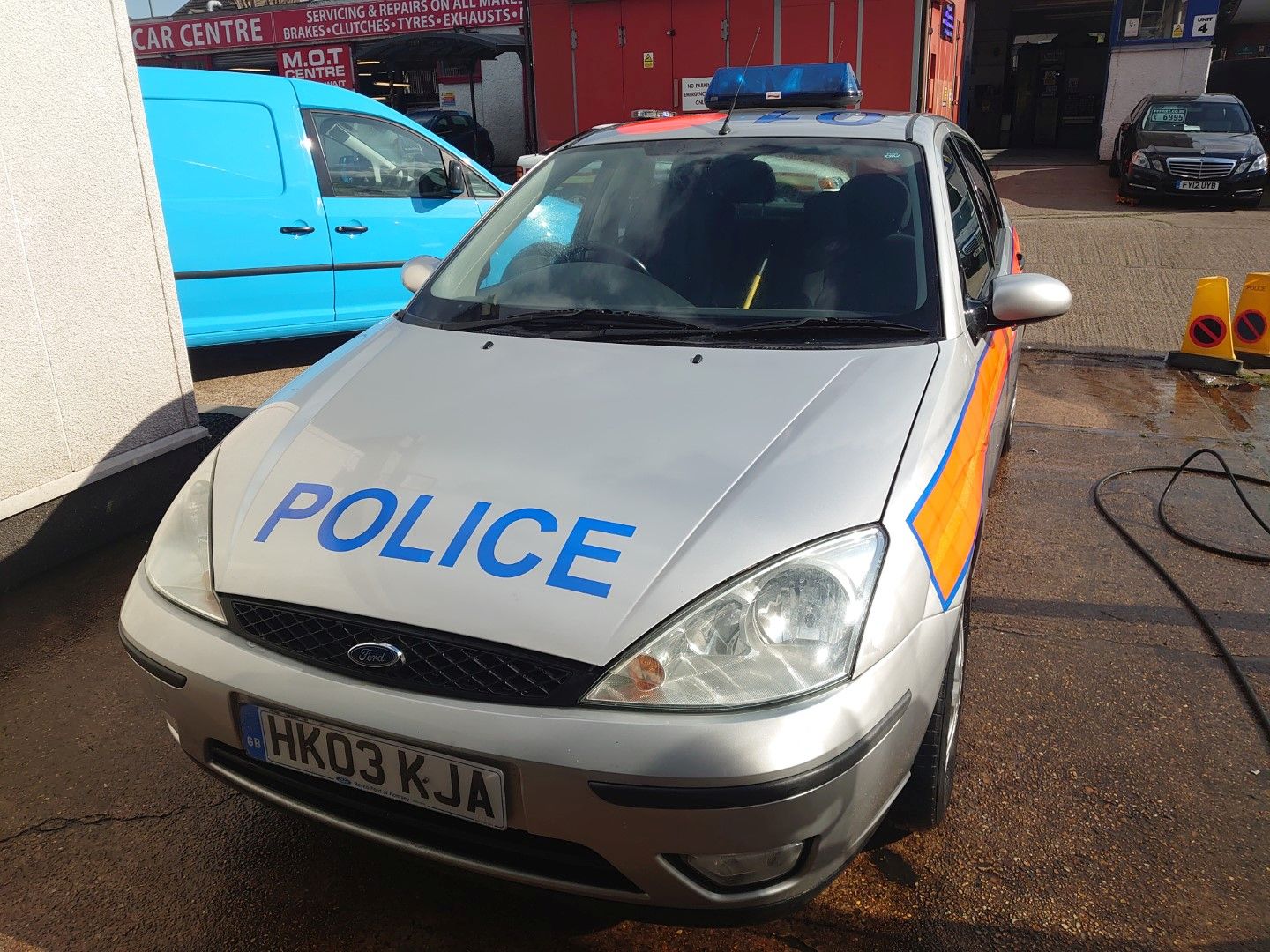 2003 Ford Focus Image 2