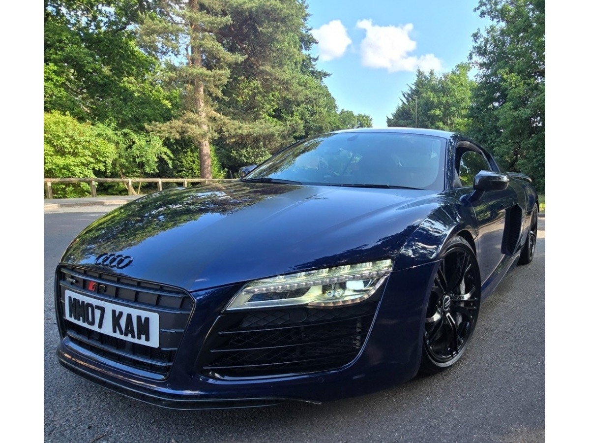 2014 Audi R8 Image 1