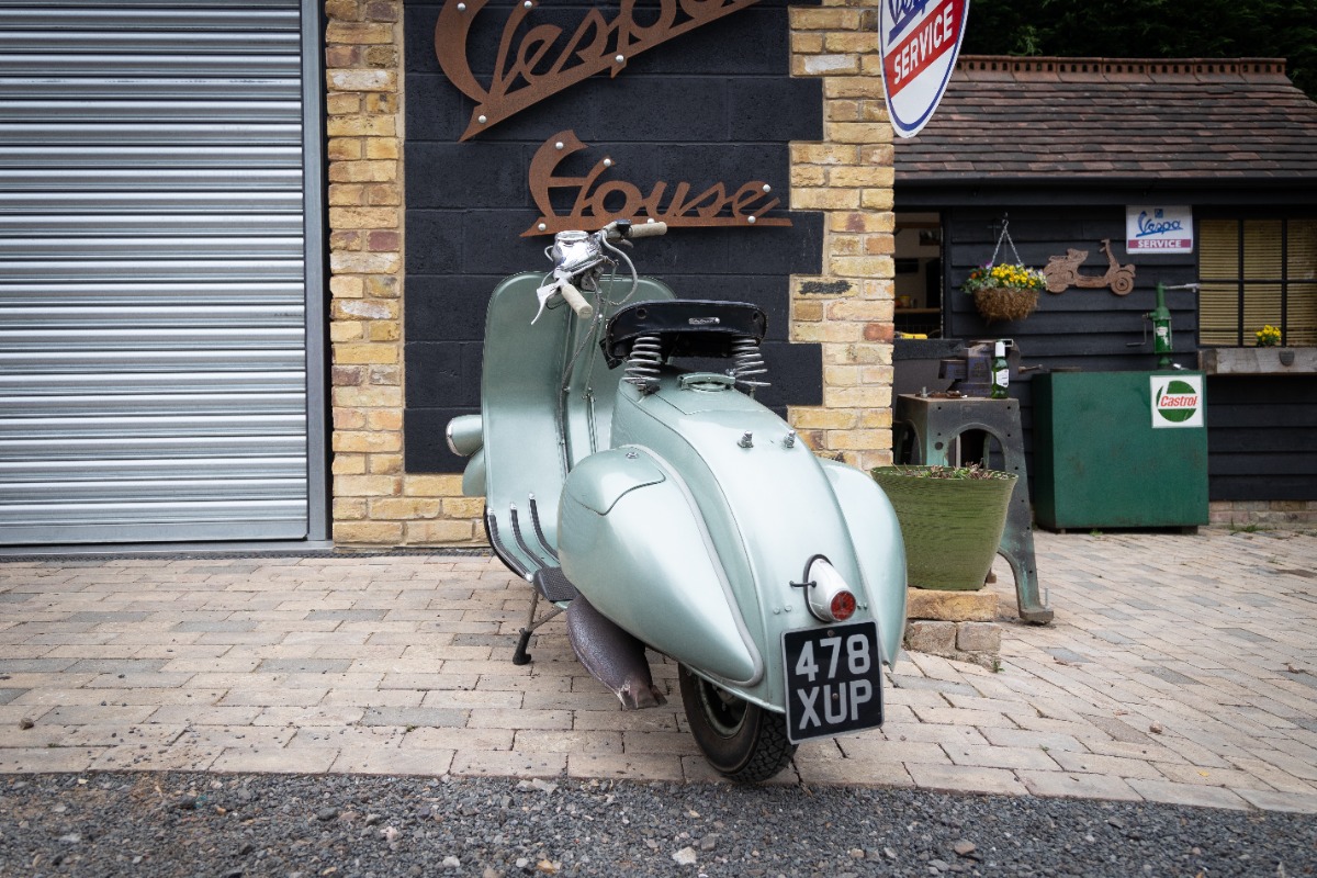1952 Piaggio Vespa Image 2