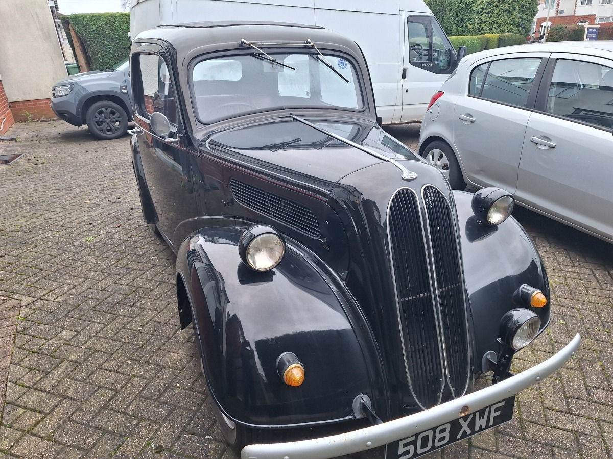 1953 Ford Popular Image 1