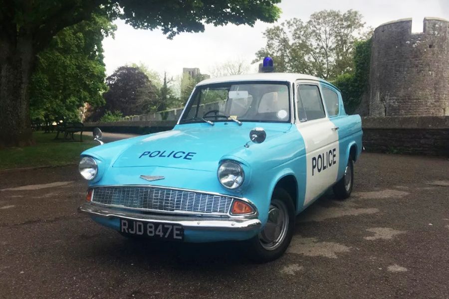 1967 Ford Anglia Image 2