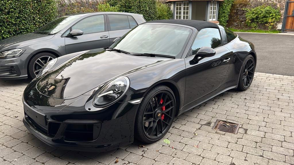 2017 Porsche 911 Image 6