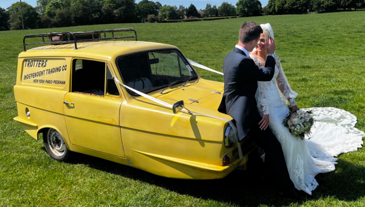 1971 Reliant Regal Supervan Image 11