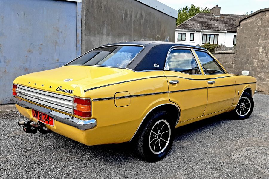1975 Ford Cortina Image 2