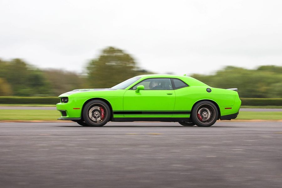 2016 Dodge Challenger Image 3