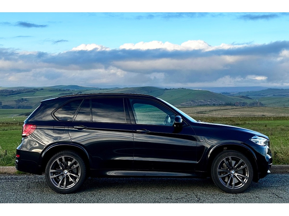 2017 BMW X5 Image 2