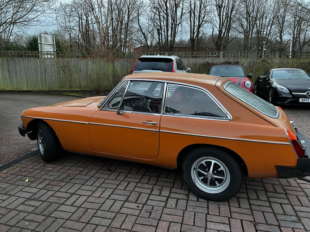 1975 MG MGB Image 4