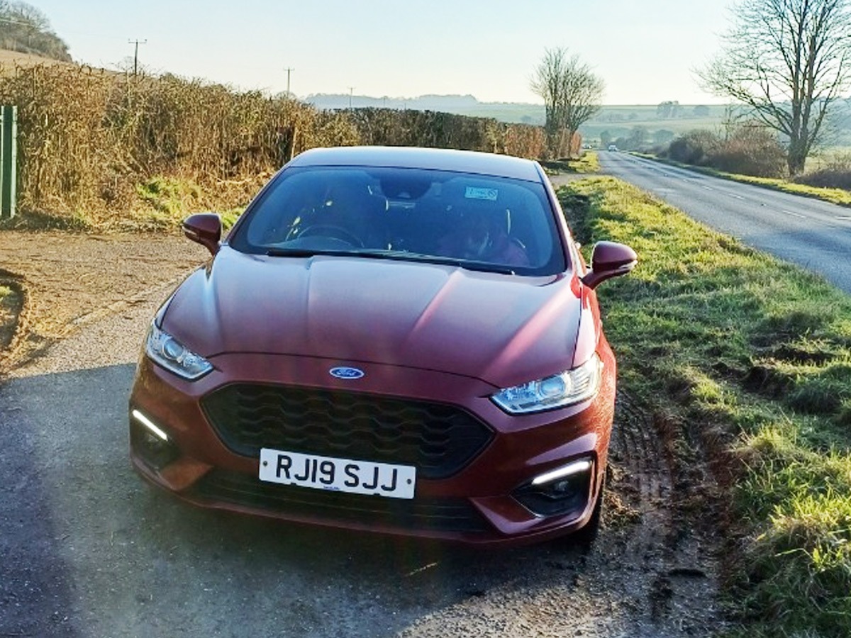 2019 Ford Mondeo Image 1