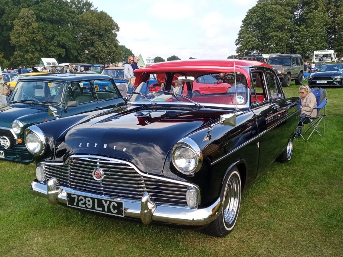 1961 Ford Zephyr Image 2