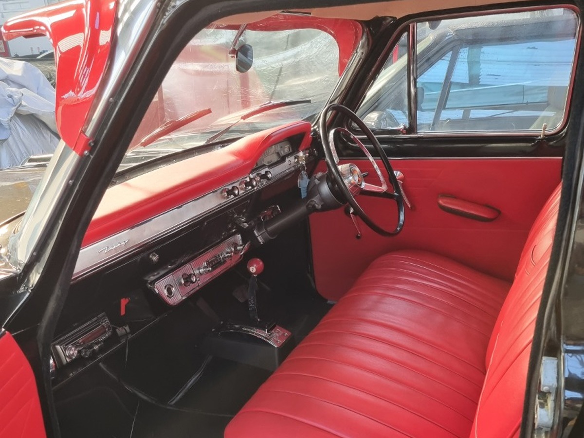 1961 Ford Zephyr Image 11