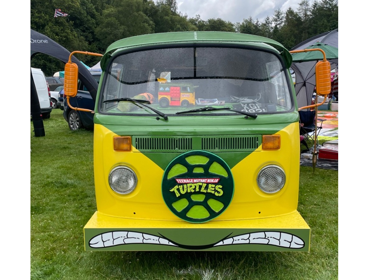 1973 Volkswagen T2 Camper Van / Bus Image 2