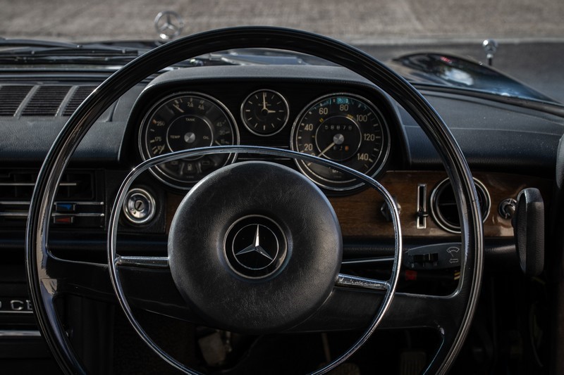 1970 Mercedes-Benz 280 Image 9