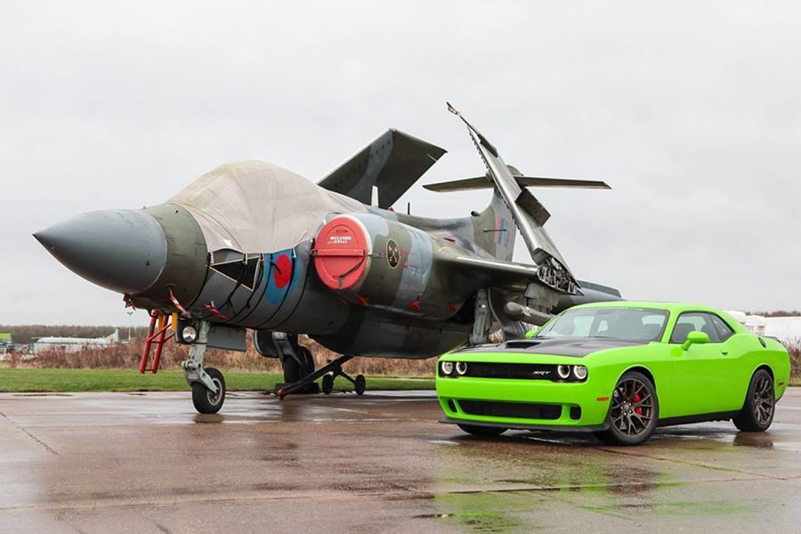 2016 Dodge Challenger Image 6