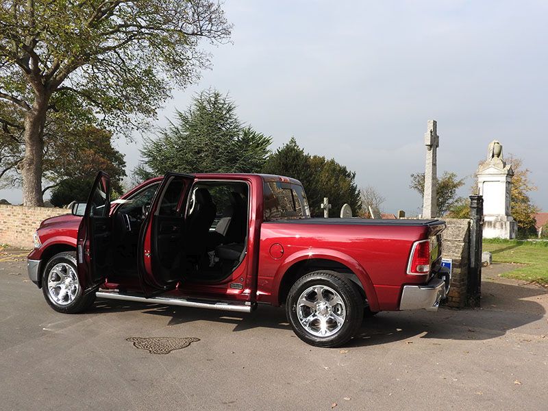 2017 Dodge Ram Image 2