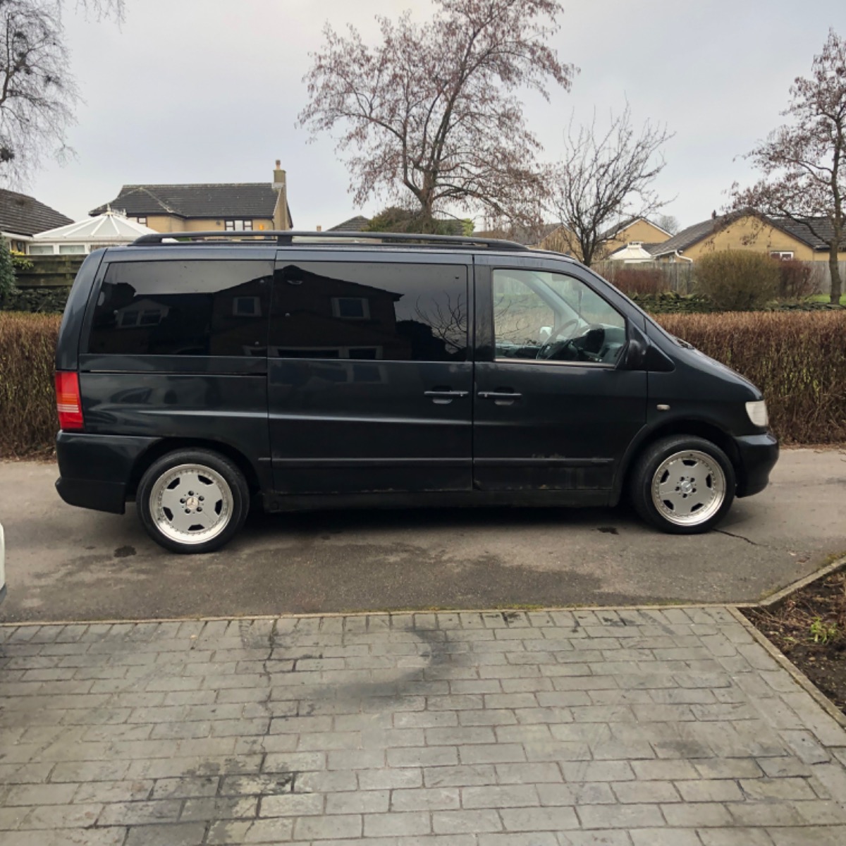 1999 Mercedes-Benz V-Class Image 2