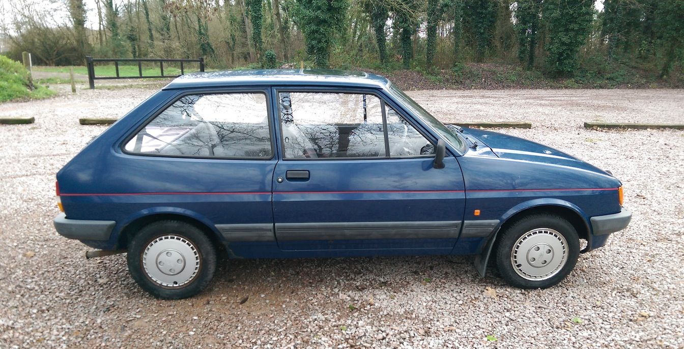 1988 Ford Fiesta Image 5
