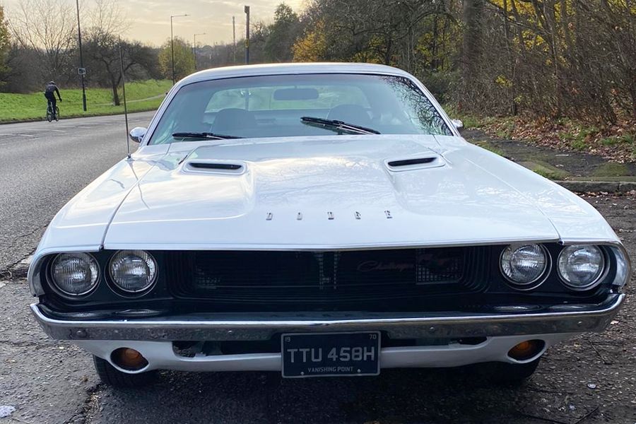 1970 Dodge Challenger Image 12