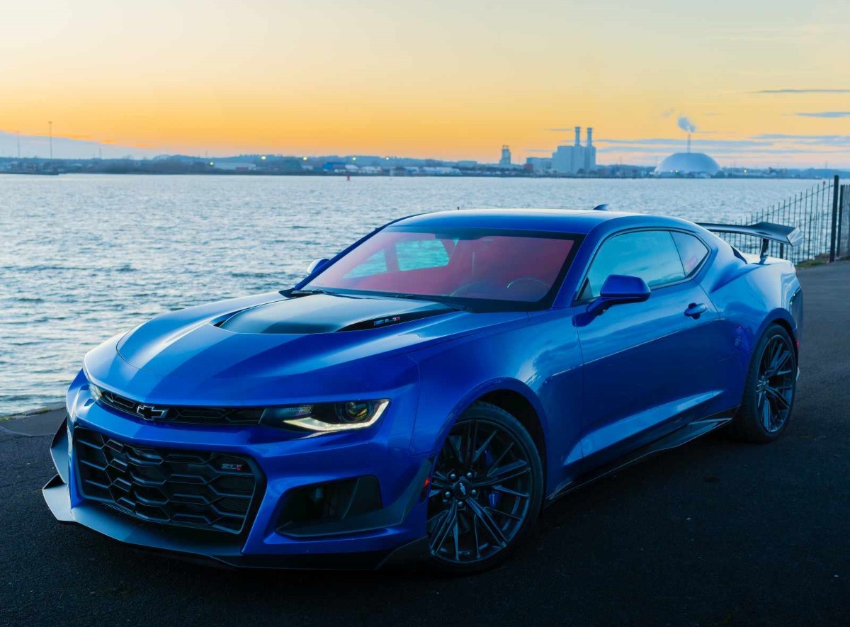 2017 Chevrolet Camaro Image 8