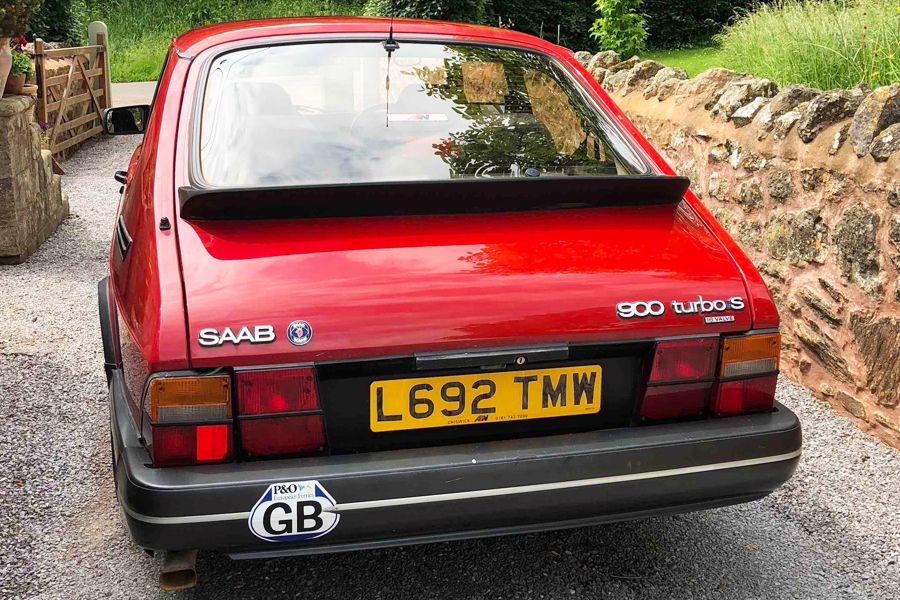 1993 Saab 900 Image 4