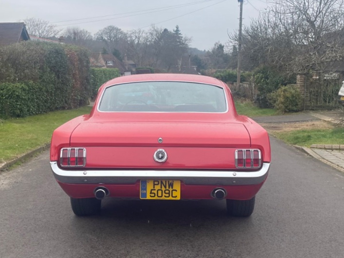 1965 Ford Mustang Image 3