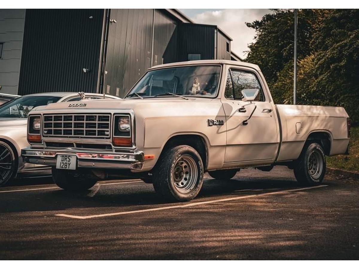 1983 Dodge D150 Image 2