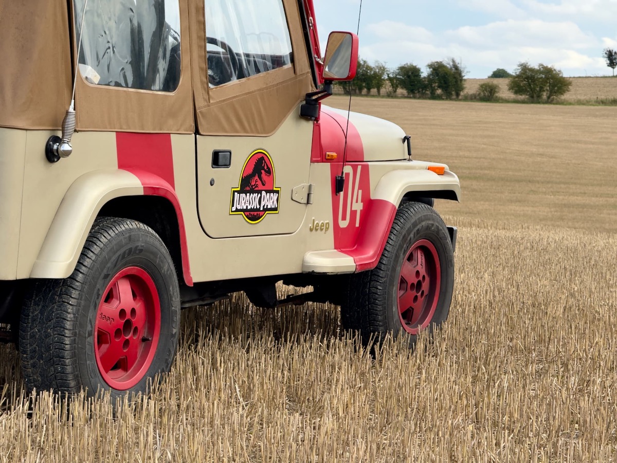 1993 Jeep Wrangler Image 7