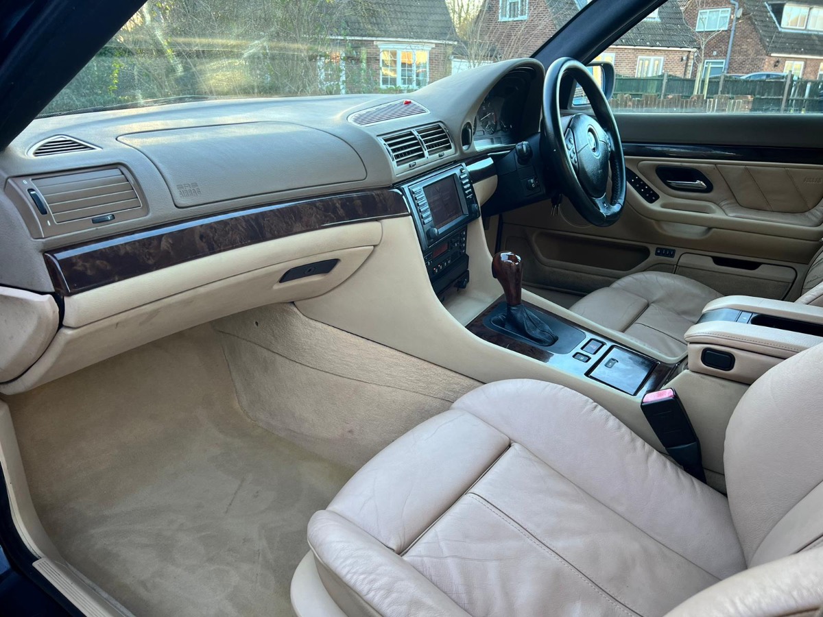 2001 BMW 7 Series Image 7