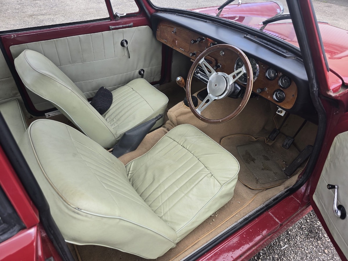 1964 Triumph Herald Image 6