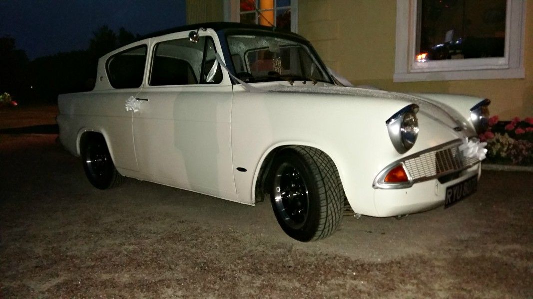 1967 Ford Anglia Image 6