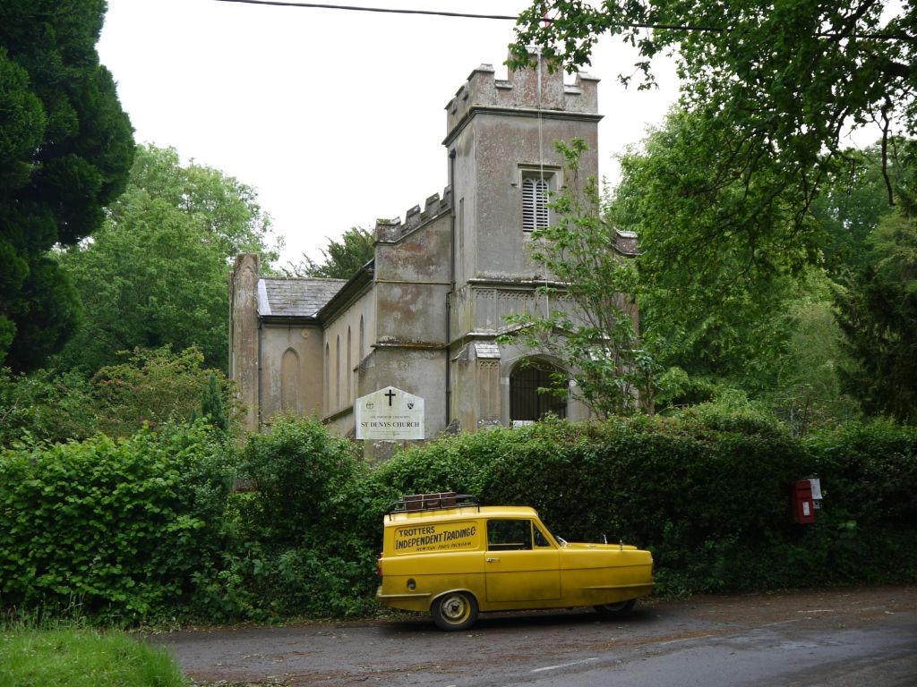 1973 Reliant Regal Supervan Image 6