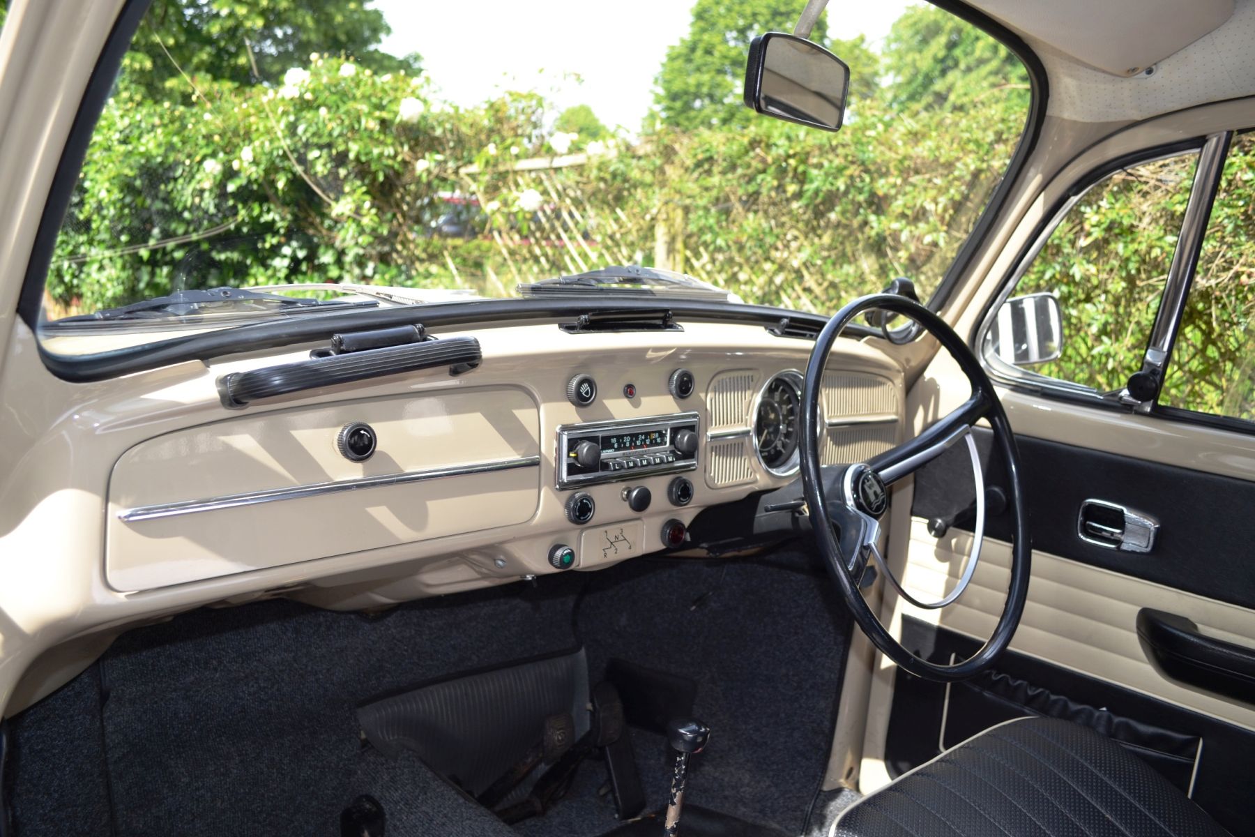 1968 Volkswagen Beetle Image 6