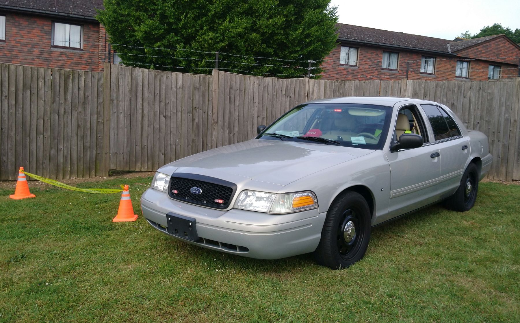 2010 Ford Crown Victoria Image 5