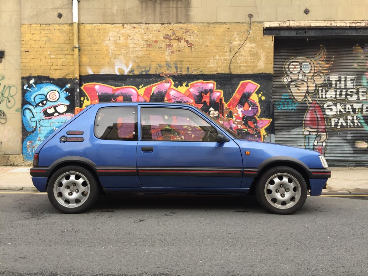 1991 Peugeot 205 Image 1