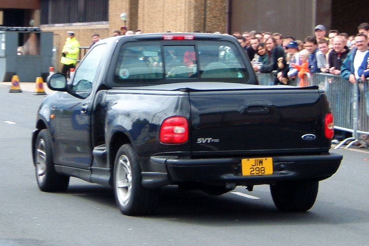 1999 Ford F150 Image 2